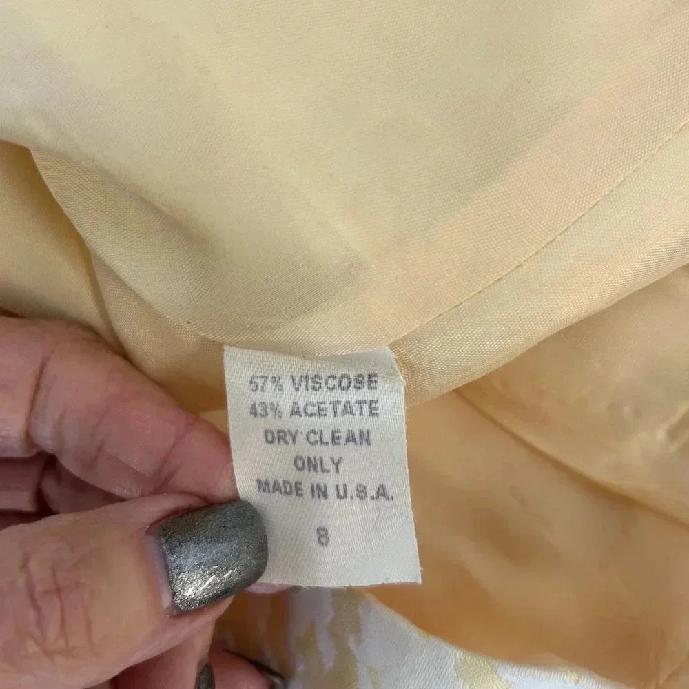 Mackie by Bob Mackie Pale Yellow White Scoop Neck Dressy Suit